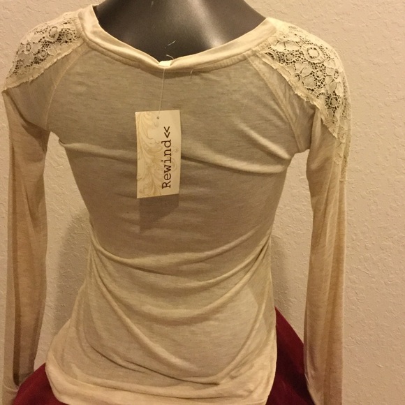 Rewind Top Juniors Long Sleeve Lace Shoulders Round Neck Off White Tan - Picture 2 of 4